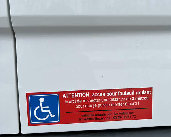 Білий Мерседес Sprinter, об'ємом двигуна 2.2 л та пробігом 332 тис. км за 27900 $, фото 18 на Automoto.ua