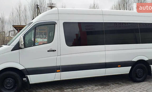 Белый Мерседес Sprinter, объемом двигателя 2.14 л и пробегом 270 тыс. км за 30500 $, фото 3 на Automoto.ua