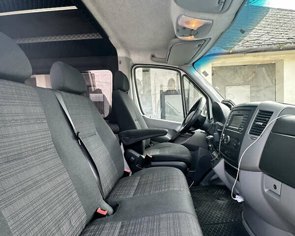 Білий Мерседес Sprinter, об'ємом двигуна 2.3 л та пробігом 455 тис. км за 25600 $, фото 14 на Automoto.ua