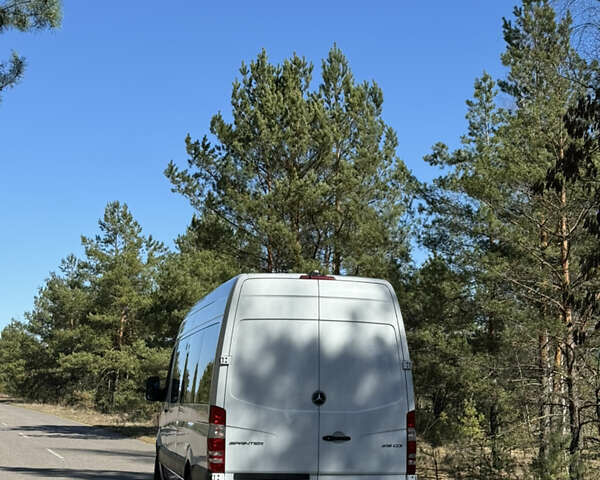 Белый Мерседес Sprinter, объемом двигателя 2.1 л и пробегом 370 тыс. км за 25700 $, фото 5 на Automoto.ua