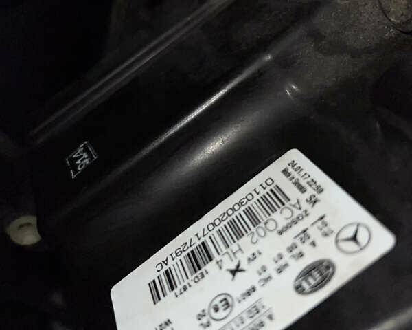 Білий Мерседес Sprinter, об'ємом двигуна 2.2 л та пробігом 332 тис. км за 27900 $, фото 76 на Automoto.ua