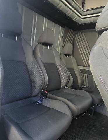 Білий Мерседес Sprinter, об'ємом двигуна 2.2 л та пробігом 750 тис. км за 25721 $, фото 6 на Automoto.ua