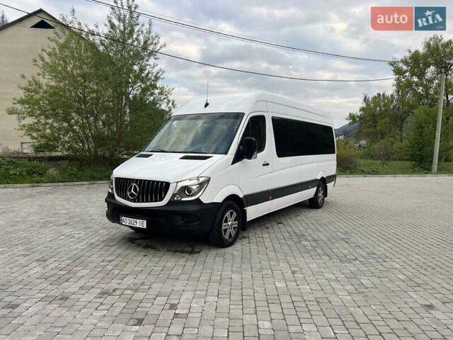 Белый Мерседес Sprinter, объемом двигателя 3 л и пробегом 500 тыс. км за 27999 $, фото 3 на Automoto.ua