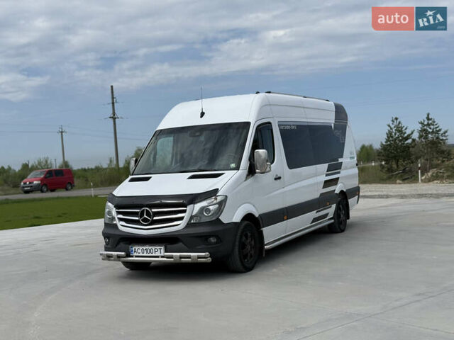 Белый Мерседес Sprinter, объемом двигателя 2.9 л и пробегом 545 тыс. км за 34400 $, фото 4 на Automoto.ua