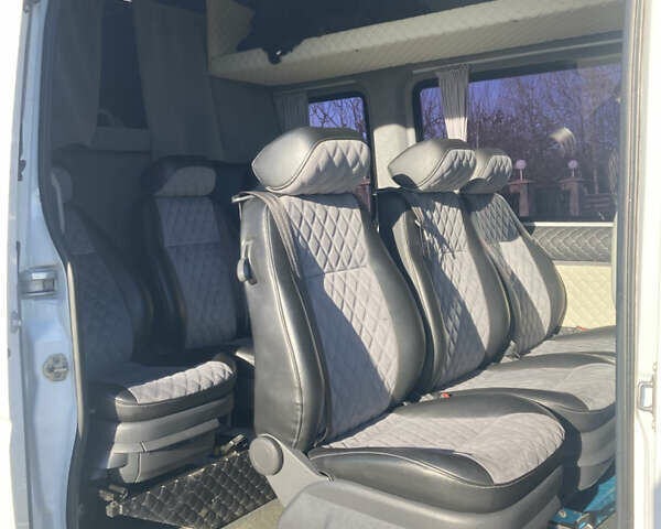Белый Мерседес Sprinter, объемом двигателя 2.99 л и пробегом 660 тыс. км за 37500 $, фото 14 на Automoto.ua