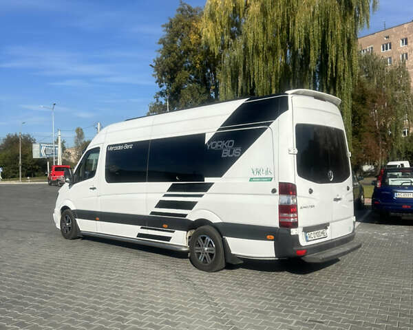 Білий Мерседес Sprinter, об'ємом двигуна 2.99 л та пробігом 380 тис. км за 44400 $, фото 8 на Automoto.ua