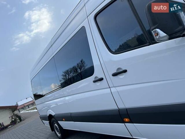 Белый Мерседес Sprinter, объемом двигателя 0 л и пробегом 500 тыс. км за 28300 $, фото 20 на Automoto.ua