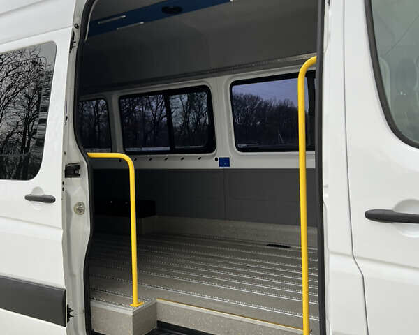 Білий Мерседес Sprinter, об'ємом двигуна 2.2 л та пробігом 332 тис. км за 27900 $, фото 56 на Automoto.ua