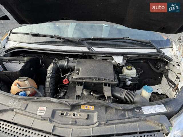 Белый Мерседес Sprinter, объемом двигателя 2.14 л и пробегом 880 тыс. км за 27000 $, фото 22 на Automoto.ua