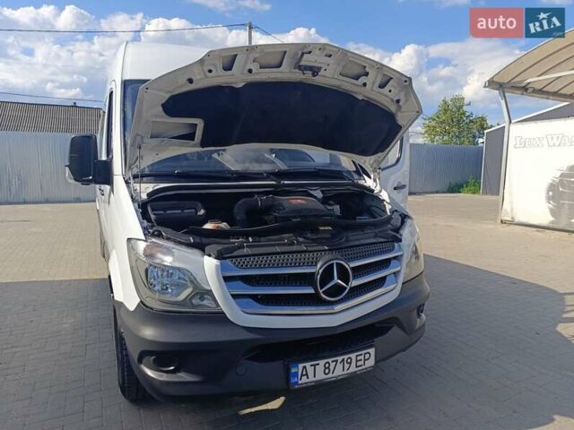 Белый Мерседес Sprinter, объемом двигателя 2.2 л и пробегом 352 тыс. км за 25600 $, фото 7 на Automoto.ua