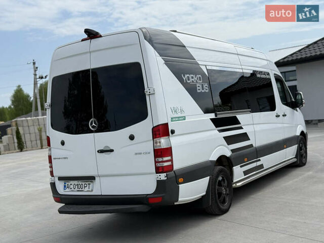 Белый Мерседес Sprinter, объемом двигателя 2.99 л и пробегом 560 тыс. км за 40400 $, фото 7 на Automoto.ua