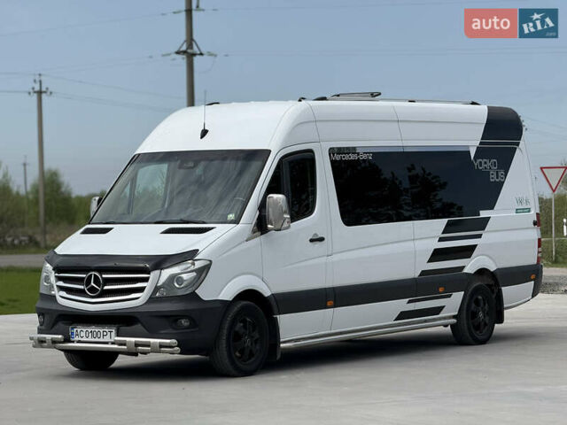 Белый Мерседес Sprinter, объемом двигателя 2.99 л и пробегом 560 тыс. км за 40400 $, фото 3 на Automoto.ua