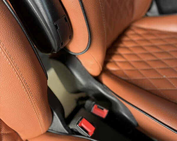 Белый Мерседес Sprinter, объемом двигателя 2.14 л и пробегом 880 тыс. км за 27000 $, фото 15 на Automoto.ua