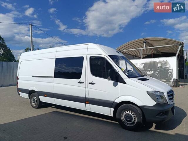 Белый Мерседес Sprinter, объемом двигателя 2.2 л и пробегом 352 тыс. км за 25600 $, фото 4 на Automoto.ua