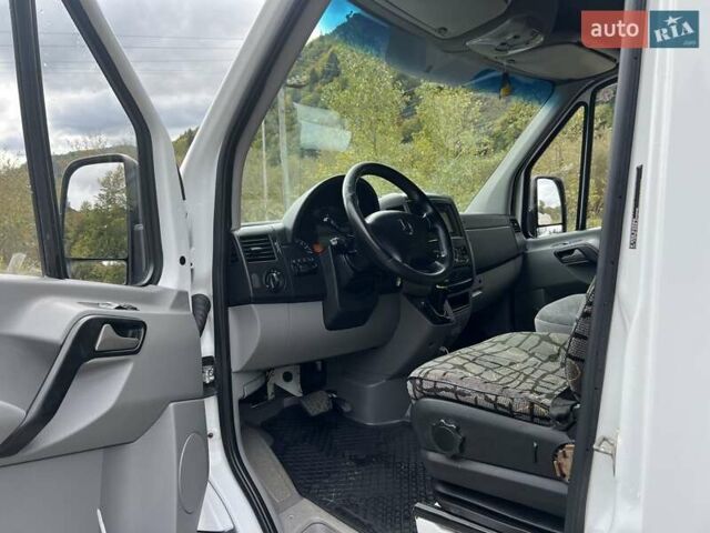 Білий Мерседес Sprinter, об'ємом двигуна 3 л та пробігом 500 тис. км за 28500 $, фото 16 на Automoto.ua
