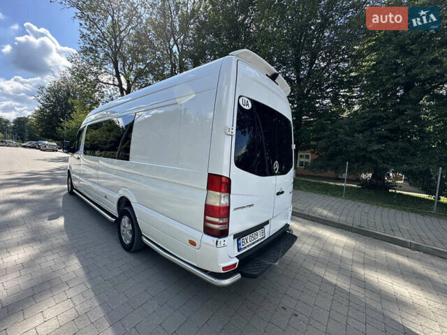 Белый Мерседес Sprinter, объемом двигателя 2.99 л и пробегом 430 тыс. км за 43900 $, фото 2 на Automoto.ua
