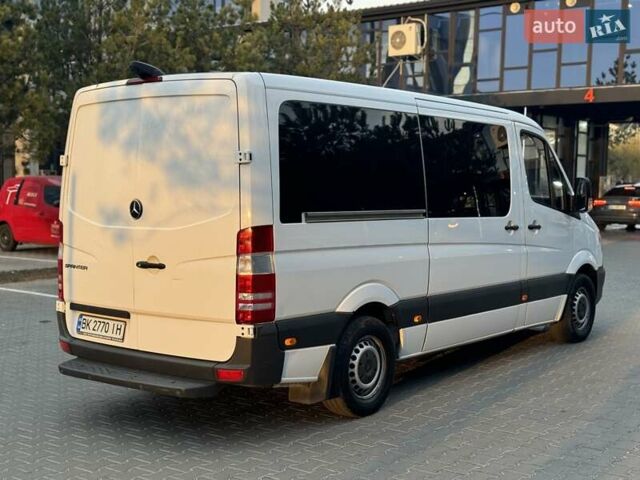 Белый Мерседес Sprinter, объемом двигателя 2.2 л и пробегом 420 тыс. км за 20900 $, фото 18 на Automoto.ua