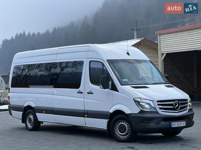 Белый Мерседес Sprinter, объемом двигателя 0 л и пробегом 500 тыс. км за 28300 $, фото 5 на Automoto.ua
