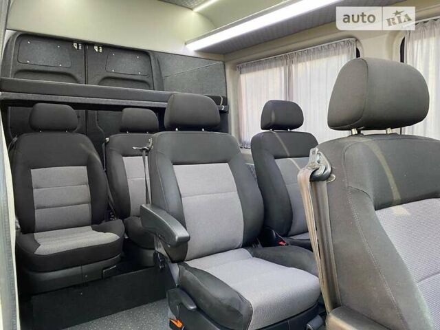 Белый Мерседес Sprinter, объемом двигателя 2.14 л и пробегом 380 тыс. км за 23999 $, фото 23 на Automoto.ua