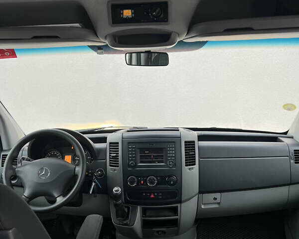 Білий Мерседес Sprinter, об'ємом двигуна 2.2 л та пробігом 332 тис. км за 27900 $, фото 53 на Automoto.ua