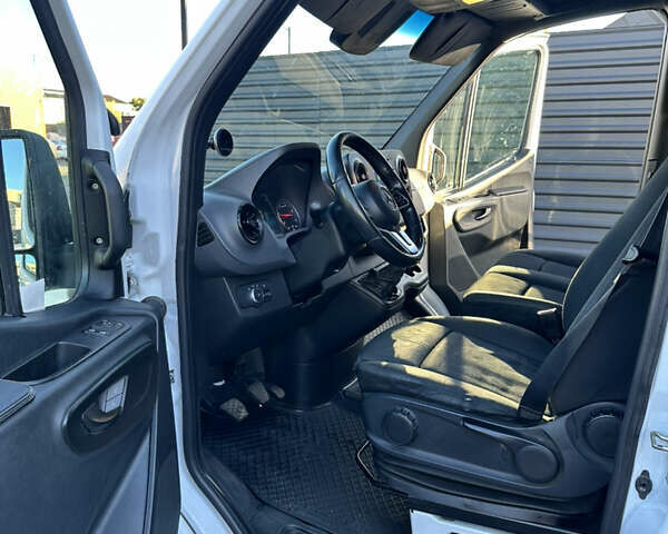 Мерседес Sprinter 2018 в Николаеве на Automoto.ua Белый Мерседес Sprinter, объемом двигателя 2.2 л и пробегом 436 тыс. км за 28500 $, фото 11 на Automoto.ua