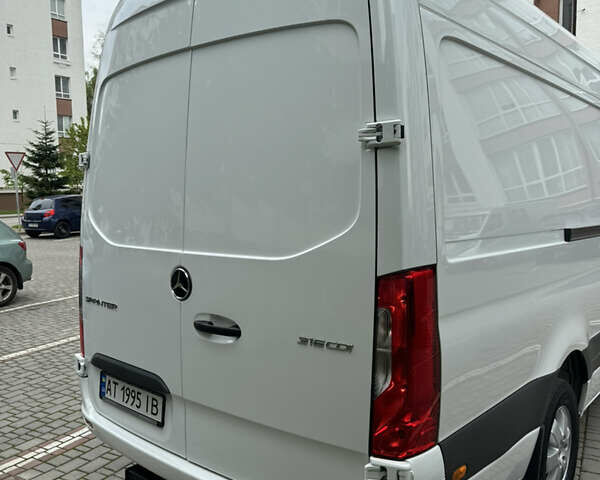 Білий Мерседес Sprinter, об'ємом двигуна 2.14 л та пробігом 180 тис. км за 40500 $, фото 12 на Automoto.ua