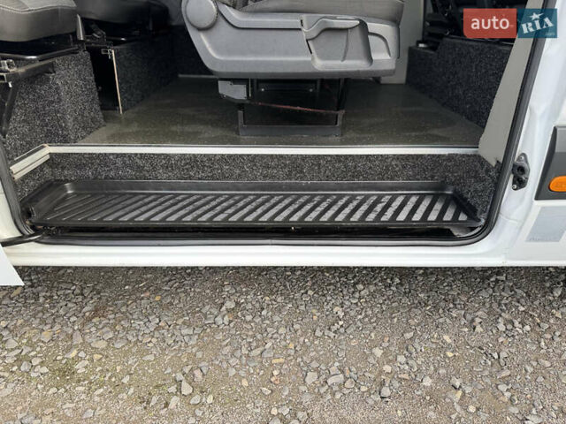 Білий Мерседес Sprinter, об'ємом двигуна 2.1 л та пробігом 507 тис. км за 29500 $, фото 23 на Automoto.ua