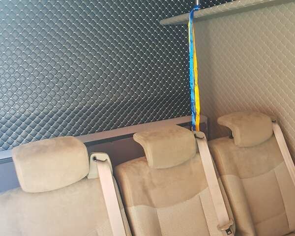 Белый Мерседес Sprinter, объемом двигателя 2.3 л и пробегом 225 тыс. км за 37500 $, фото 10 на Automoto.ua