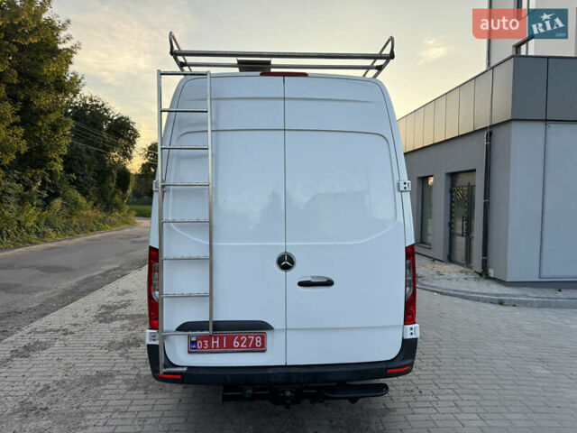 Белый Мерседес Sprinter, объемом двигателя 2.14 л и пробегом 152 тыс. км за 30000 $, фото 6 на Automoto.ua