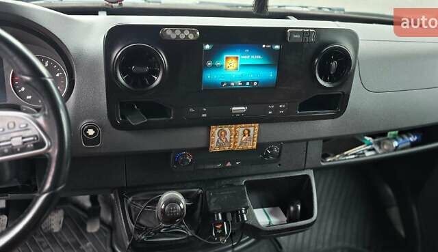 Белый Мерседес Sprinter, объемом двигателя 2.2 л и пробегом 600 тыс. км за 33000 $, фото 22 на Automoto.ua