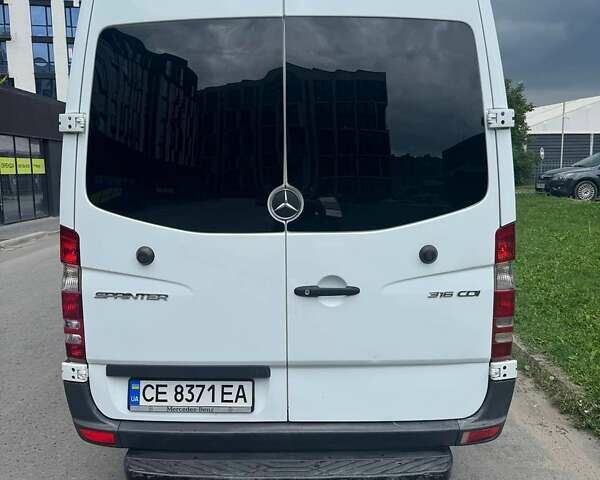 Белый Мерседес Sprinter, объемом двигателя 2.14 л и пробегом 650 тыс. км за 23000 $, фото 3 на Automoto.ua