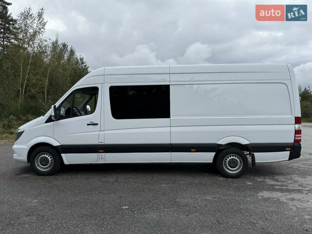 Белый Мерседес Sprinter, объемом двигателя 3 л и пробегом 227 тыс. км за 32900 $, фото 5 на Automoto.ua