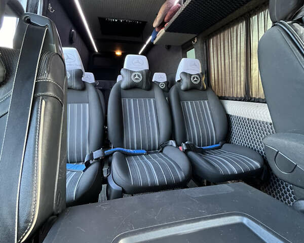 Белый Мерседес Sprinter, объемом двигателя 2.14 л и пробегом 418 тыс. км за 31800 $, фото 17 на Automoto.ua