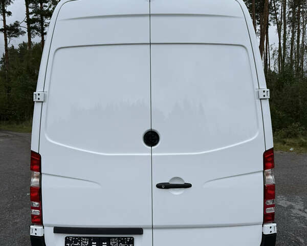 Белый Мерседес Sprinter, объемом двигателя 3 л и пробегом 227 тыс. км за 32900 $, фото 11 на Automoto.ua