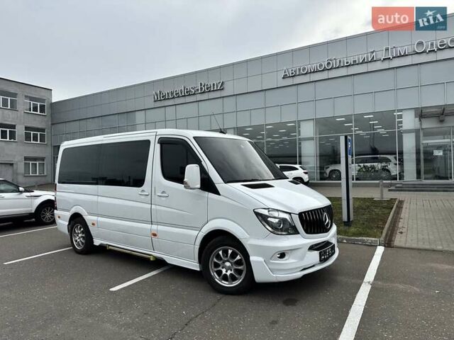 Белый Мерседес Sprinter, объемом двигателя 3 л и пробегом 30 тыс. км за 62500 $, фото 2 на Automoto.ua