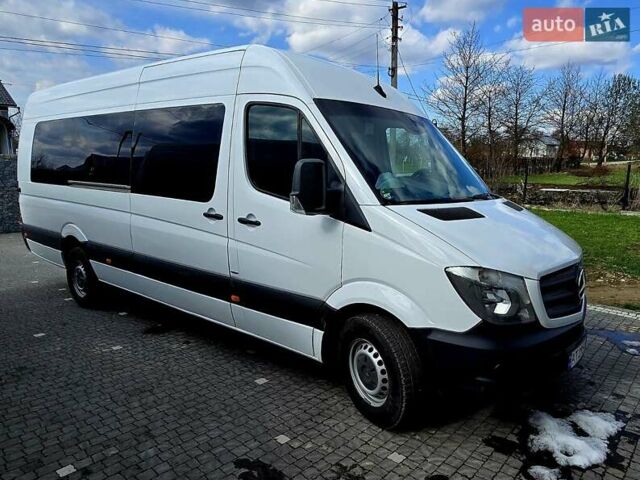 Белый Мерседес Sprinter, объемом двигателя 2.2 л и пробегом 633 тыс. км за 26500 $, фото 8 на Automoto.ua
