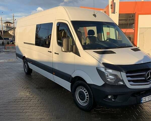 Белый Мерседес Sprinter, объемом двигателя 0 л и пробегом 247 тыс. км за 37000 $, фото 10 на Automoto.ua