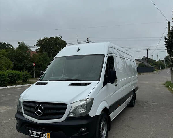 Белый Мерседес Sprinter, объемом двигателя 0 л и пробегом 390 тыс. км за 24300 $, фото 1 на Automoto.ua