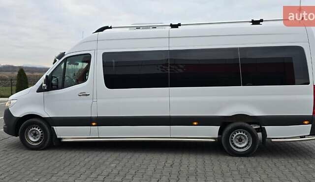 Белый Мерседес Sprinter, объемом двигателя 2.2 л и пробегом 600 тыс. км за 33000 $, фото 13 на Automoto.ua