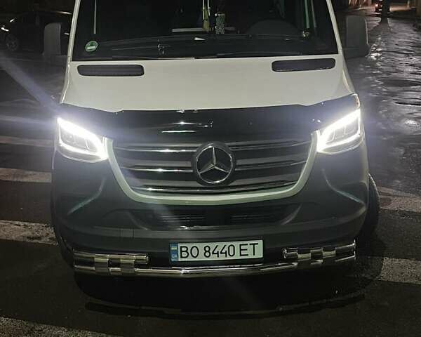 Белый Мерседес Sprinter, объемом двигателя 3 л и пробегом 509 тыс. км за 41500 $, фото 2 на Automoto.ua