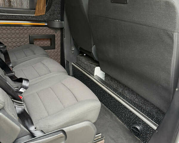 Белый Мерседес Sprinter, объемом двигателя 2.14 л и пробегом 350 тыс. км за 35900 $, фото 13 на Automoto.ua