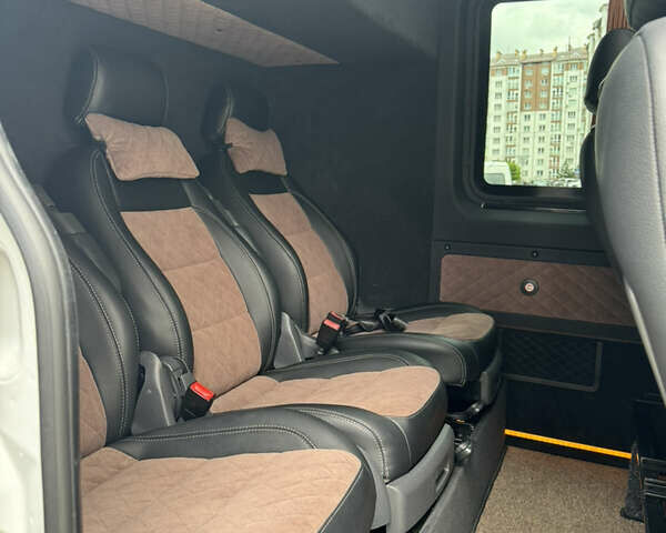 Білий Мерседес Sprinter, об'ємом двигуна 2.14 л та пробігом 180 тис. км за 40500 $, фото 34 на Automoto.ua