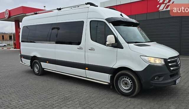 Белый Мерседес Sprinter, объемом двигателя 2.2 л и пробегом 600 тыс. км за 33000 $, фото 6 на Automoto.ua