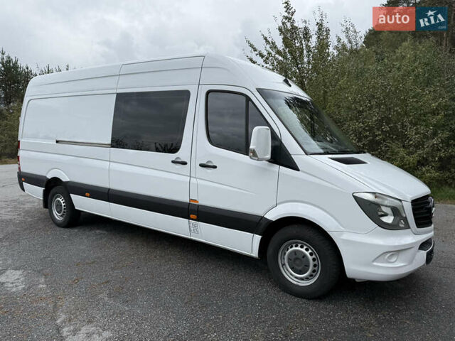 Белый Мерседес Sprinter, объемом двигателя 3 л и пробегом 227 тыс. км за 32900 $, фото 3 на Automoto.ua