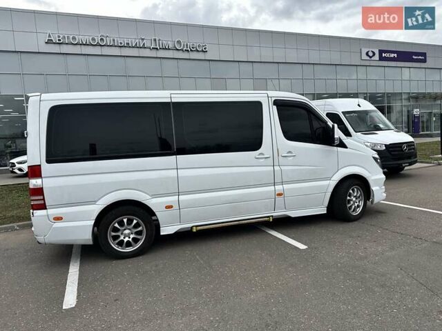 Белый Мерседес Sprinter, объемом двигателя 3 л и пробегом 30 тыс. км за 62500 $, фото 3 на Automoto.ua
