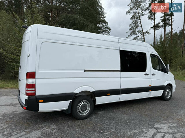 Белый Мерседес Sprinter, объемом двигателя 3 л и пробегом 227 тыс. км за 32900 $, фото 8 на Automoto.ua