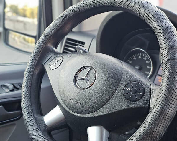 Белый Мерседес Sprinter, объемом двигателя 0 л и пробегом 518 тыс. км за 25250 $, фото 6 на Automoto.ua