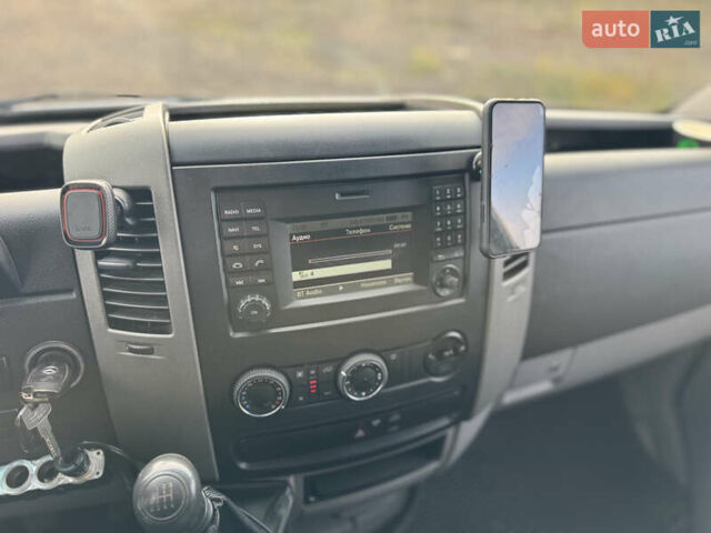 Білий Мерседес Sprinter, об'ємом двигуна 2.1 л та пробігом 507 тис. км за 29500 $, фото 26 на Automoto.ua