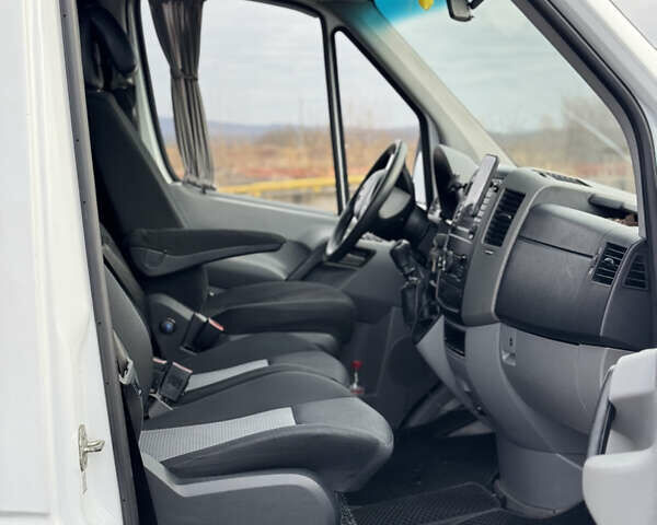Білий Мерседес Sprinter, об'ємом двигуна 2.1 л та пробігом 507 тис. км за 29500 $, фото 13 на Automoto.ua