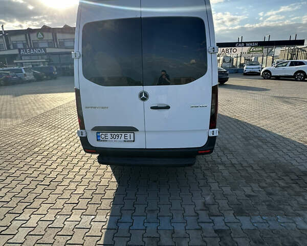 Белый Мерседес Sprinter, объемом двигателя 0 л и пробегом 750 тыс. км за 35000 $, фото 4 на Automoto.ua